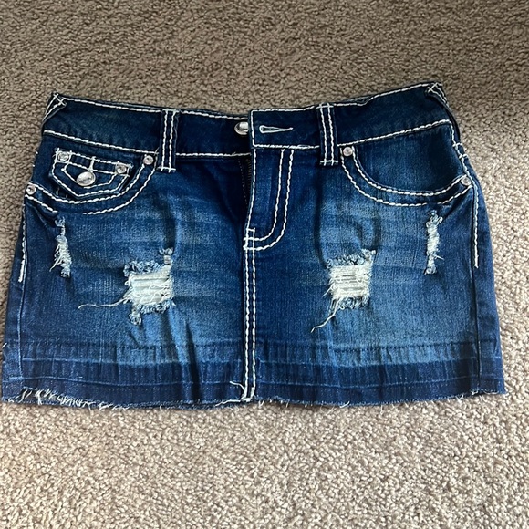 Denim mini skirt - Picture 1 of 3